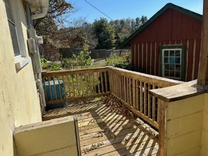 Building Photo - 17 Lewis Higgins Dr