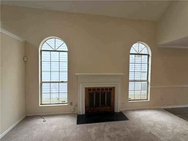 Building Photo - 1040 Hampton Hill Ct