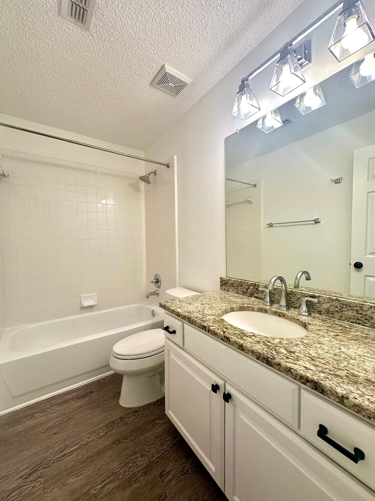 Building Photo - 7005 Fallkirk Dr