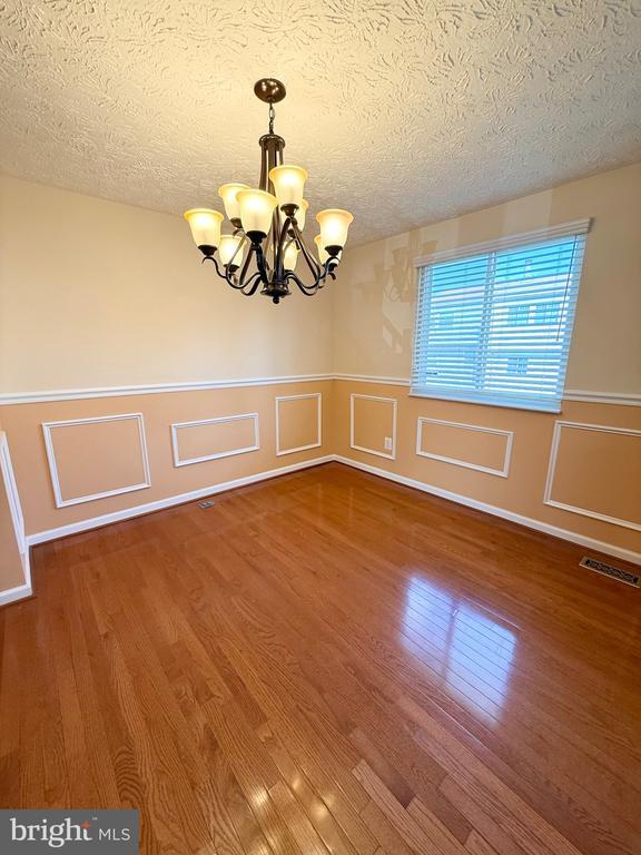 Building Photo - 5579 Glasgow Woods Ct