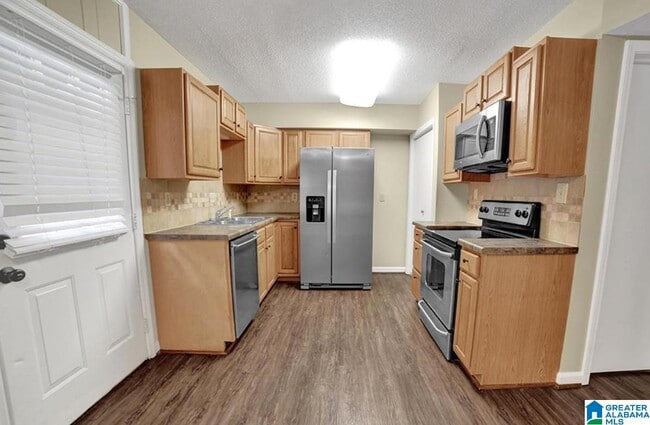 Building Photo - 1506 Al Seier Rd