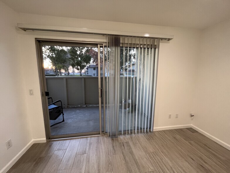 Large Patio off Living Room - 26200 Redlands Blvd