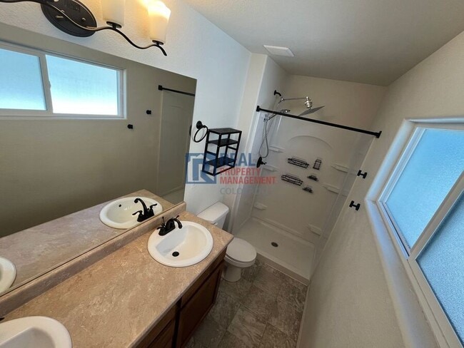 Building Photo - 720 Elk Mountain Dr