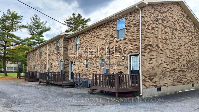 Building Photo - 3413 Clingstone Way