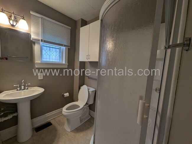 Building Photo - Small German Village Cottage