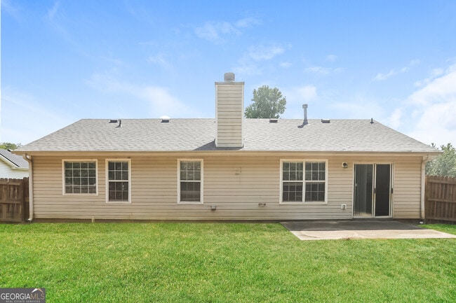 Building Photo - 125 Waters Edge Dr