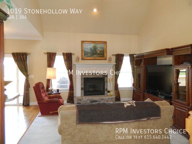 Building Photo - 1019 Stonehollow Way