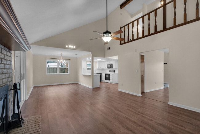 Building Photo - 707 Osage Dr