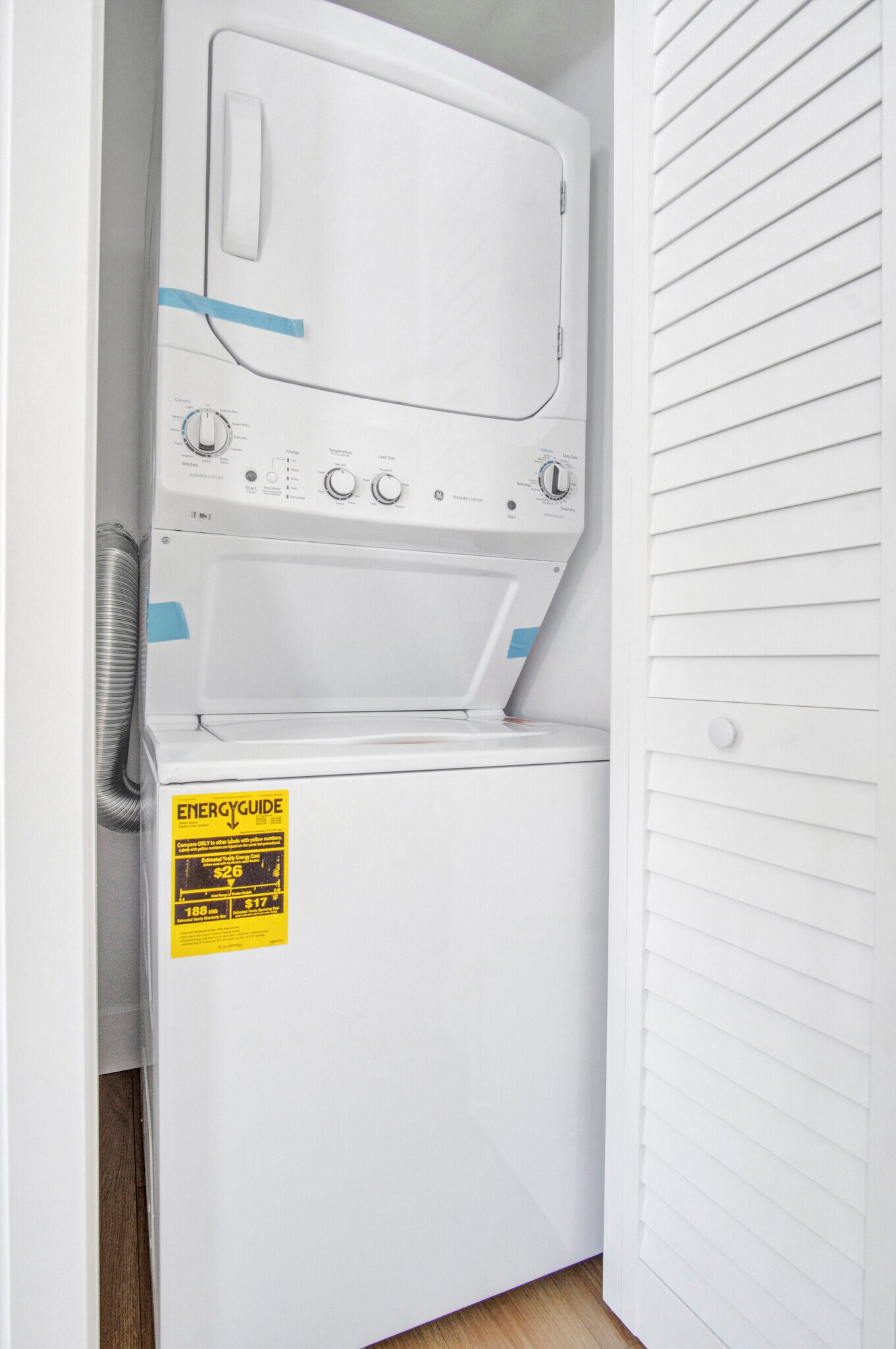 Building Photo - 18406 Jovan St