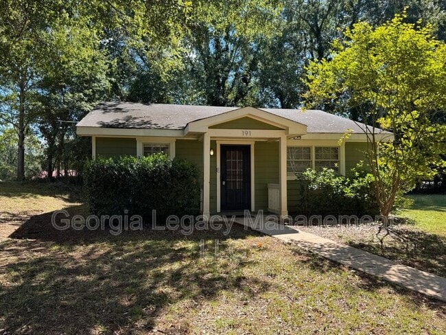 Building Photo - 191 Water Oak St