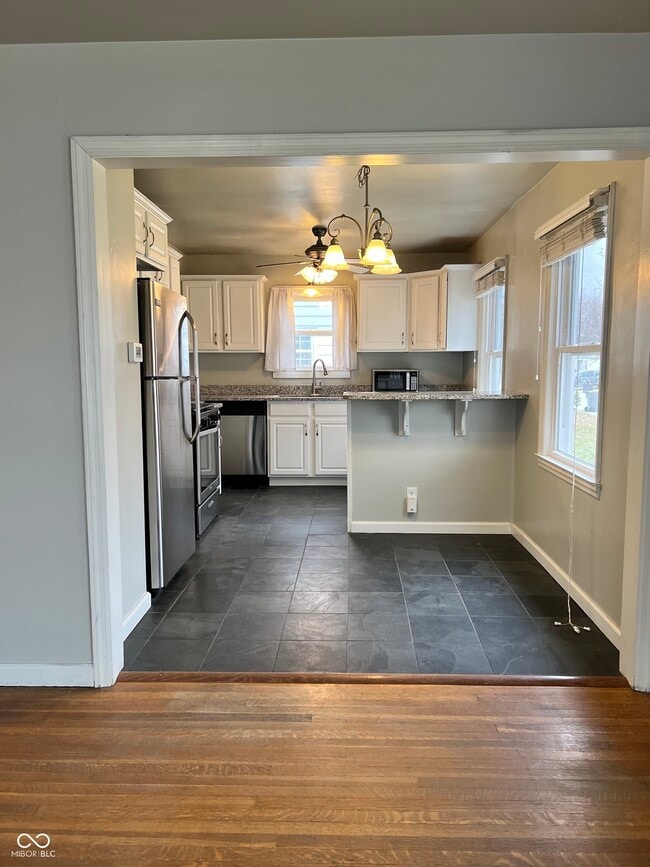 Building Photo - 1328 Wallace Ave