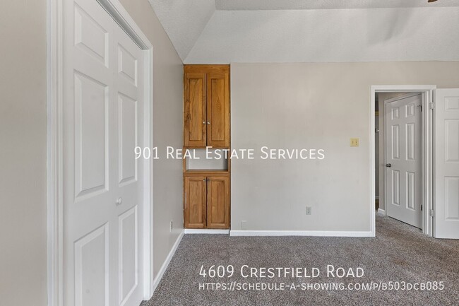 Building Photo - 4609 Crestfield Rd
