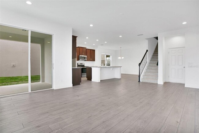 Building Photo - 7842 Syracuse Dr