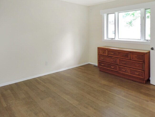 Building Photo - 37183 Vargo