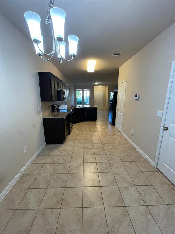 Building Photo - 404 Crater Lake Dr