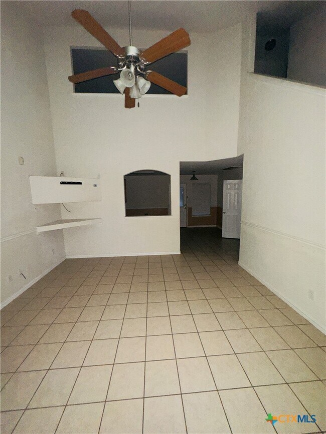 Building Photo - 4509 Auburn Dr