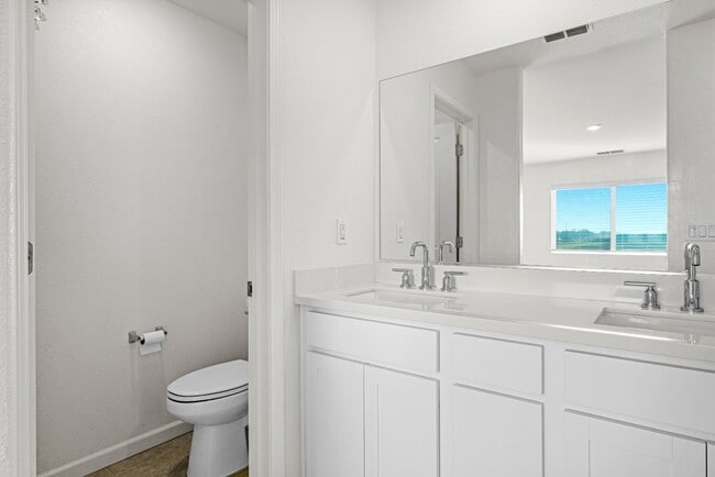 Building Photo - 2032 Gatlin Ct