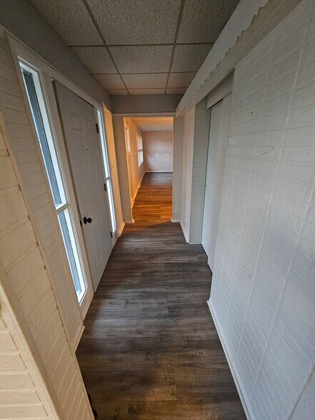 Building Photo - 659 Andrews Rd