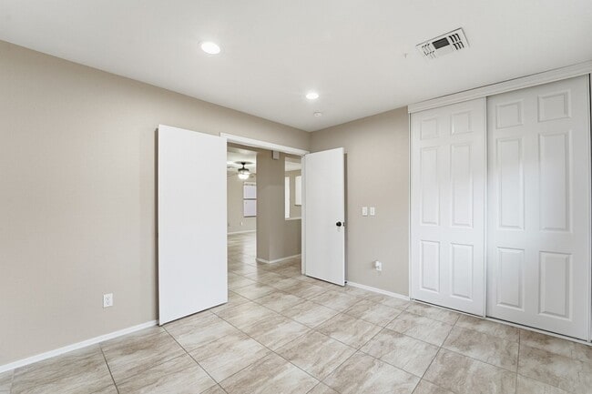 Building Photo - Quiet Cul-De-Sac Living in the Heart of Chandler