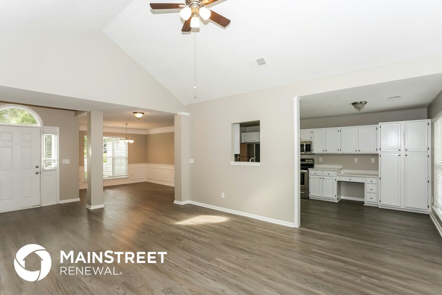 Building Photo - 1536 Forest Glen Ln