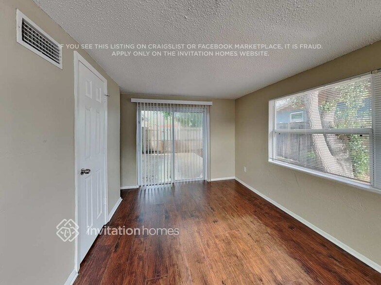 Building Photo - 1104 Idlebriar Way