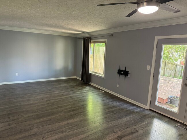 Building Photo - 2 Bedroom, 2.5 Bathroom Half Double in Dublin, OH