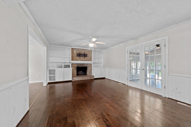 Building Photo - 435 Currituck Dr