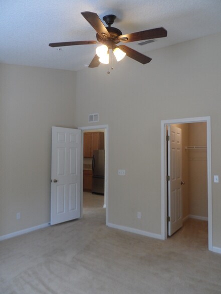 Bed Room - 575 Oakleaf Plantation Pky