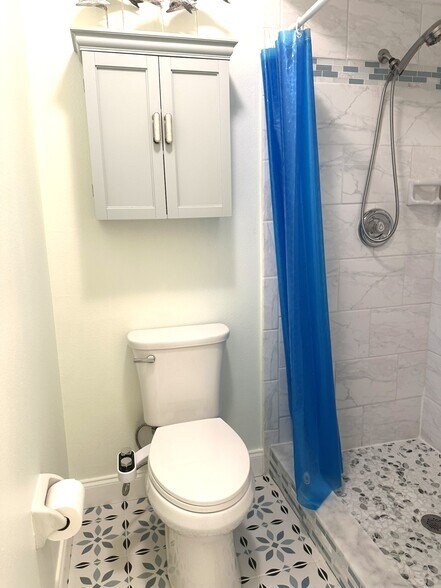 Building Photo - 12 Quails Run Blvd