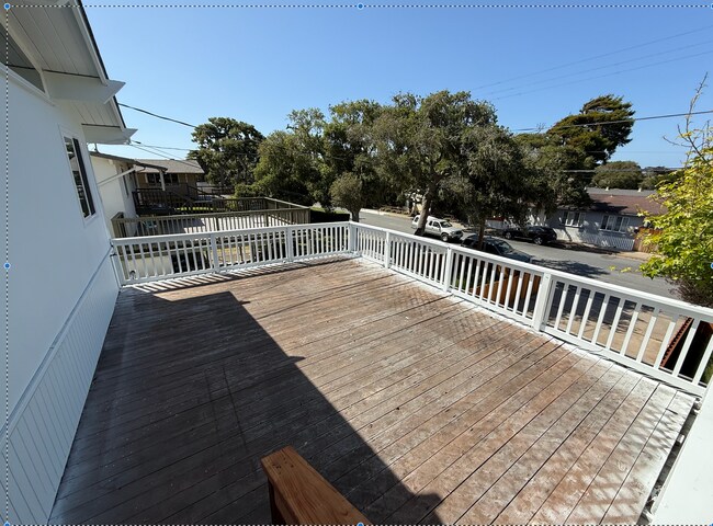 Building Photo - 831 Sinex Ave
