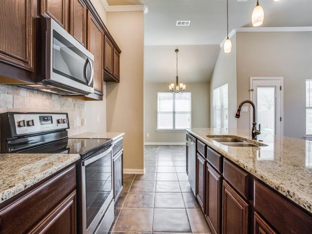 Building Photo - 4113 Bridle Path Ln