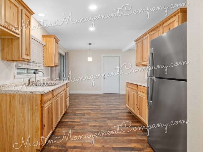 Building Photo - 2505 Albert Lee Ave