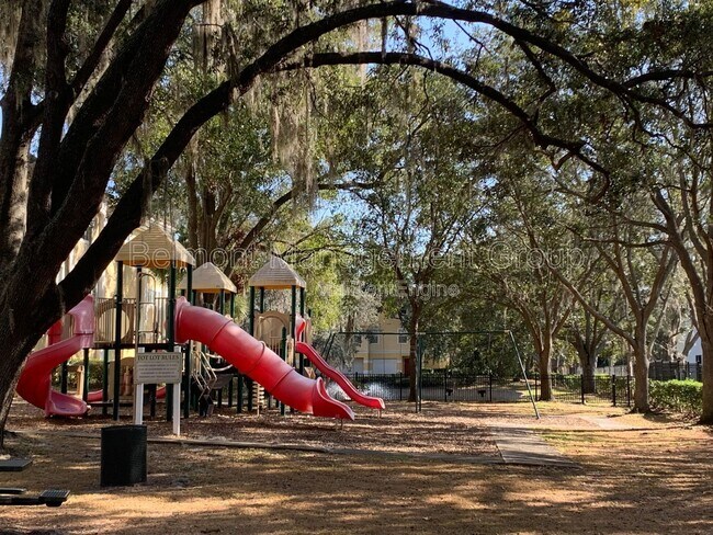 Building Photo - 2444 Legacy Lake Dr