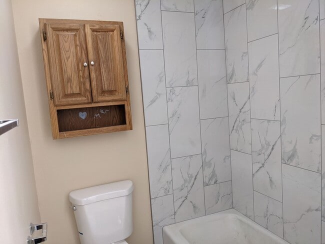 Building Photo - Grimes Ave