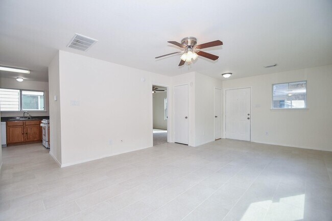 Building Photo - 20638 Patriot Park Ln
