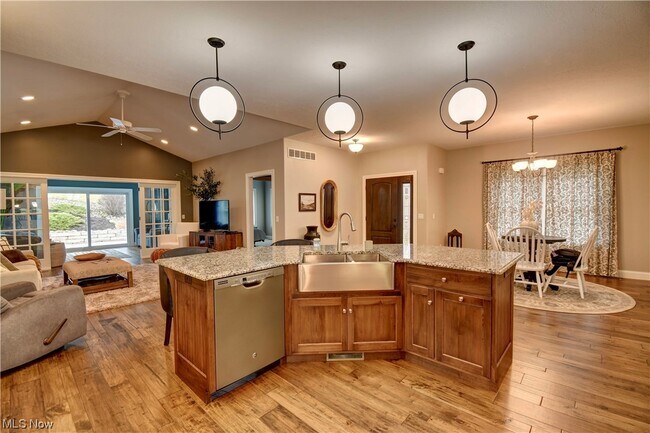 Building Photo - 2779 Cove