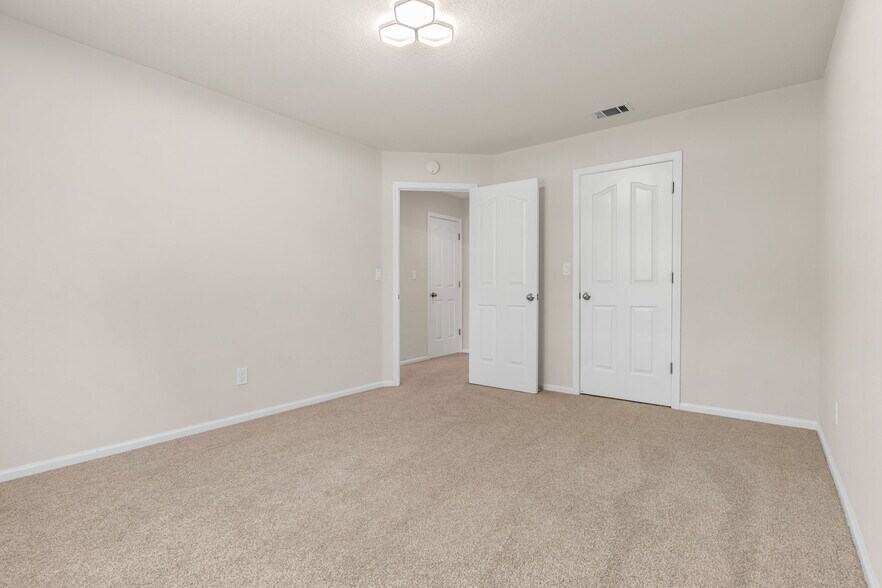 Building Photo - 4020 Westminster Pl