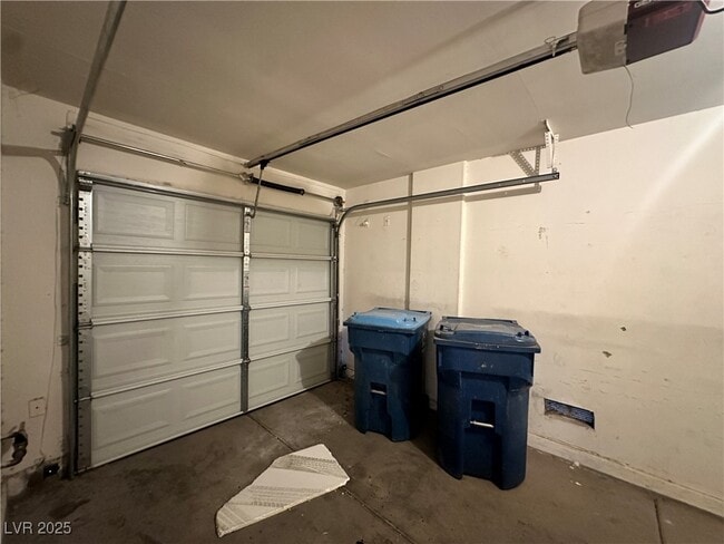 Building Photo - 5278 Paradise Valley Ave