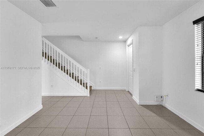 Building Photo - 11563 SW 248th Ln