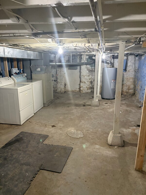 Building Photo - 3013 Ridgewood Ave