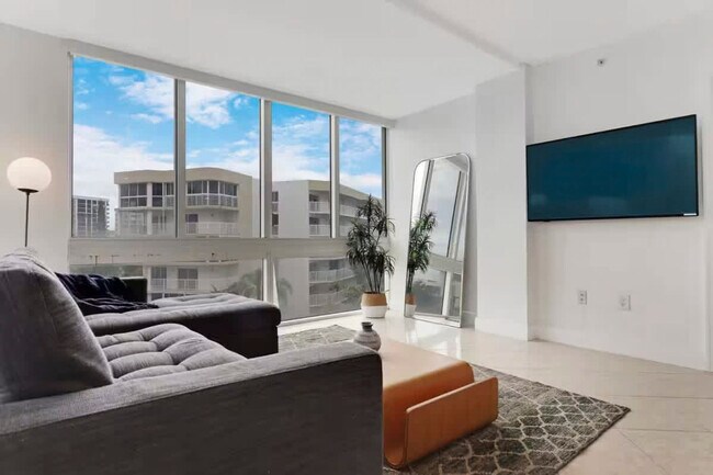 Building Photo - 225 179th Dr