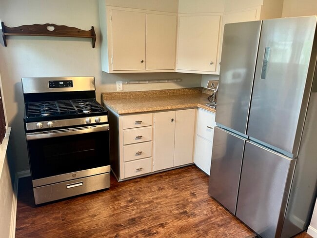 Building Photo - 210 Callahan Rd