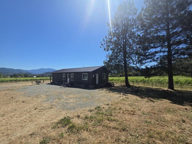 Building Photo - 222 Missouri Flat Rd