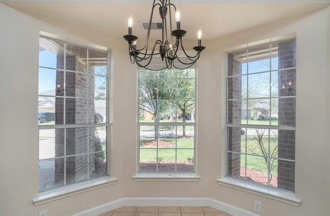 Building Photo - 2313 Cantabria Ln