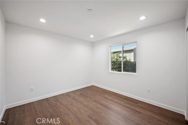 Building Photo - 7443 Balcom Ave