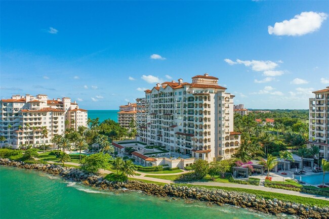 Building Photo - 7154 Fisher Island Dr