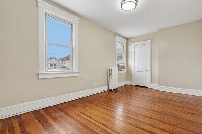 Building Photo - 1507 80th St