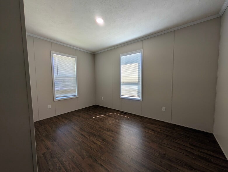 Building Photo - 15344 Dominique Dr