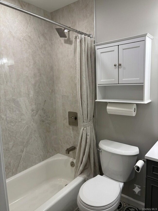 Building Photo - 2104 Cherry Hill Dr