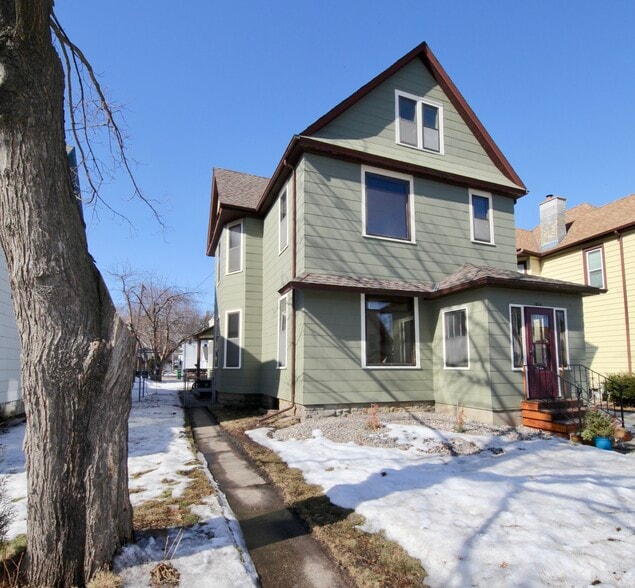 Duplex up and down units are available - 1334 Monroe St NE